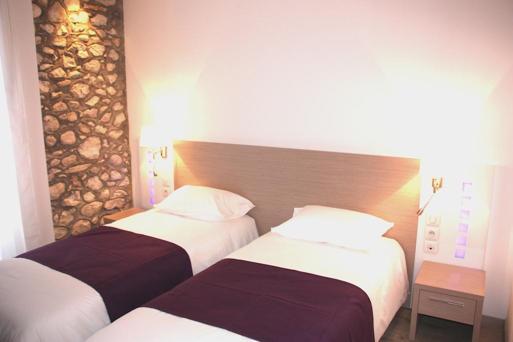 Hotel Terranostra 타라스콩쉬르아리줴 객실 사진