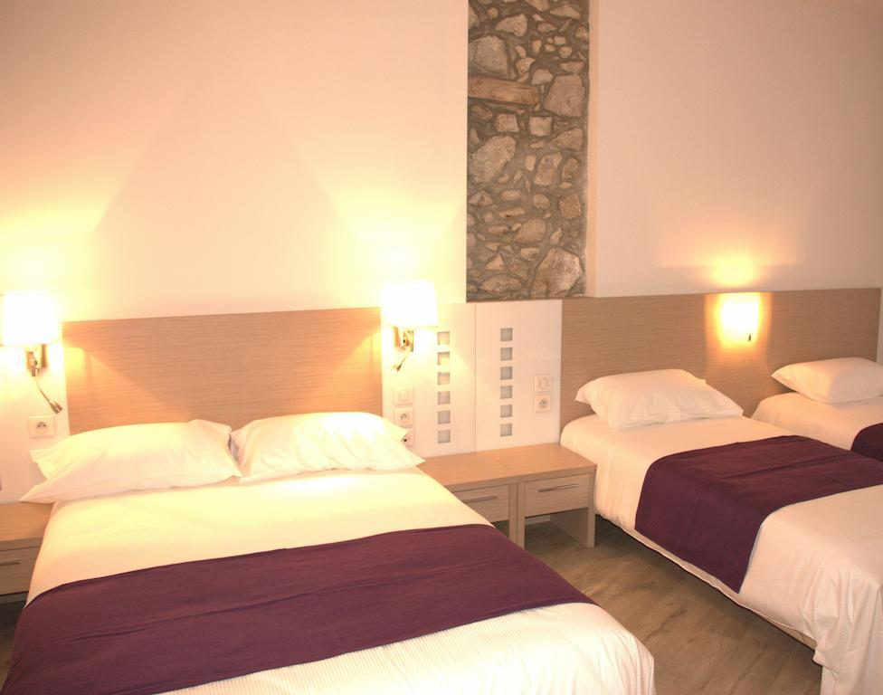 Hotel Terranostra 타라스콩쉬르아리줴 객실 사진